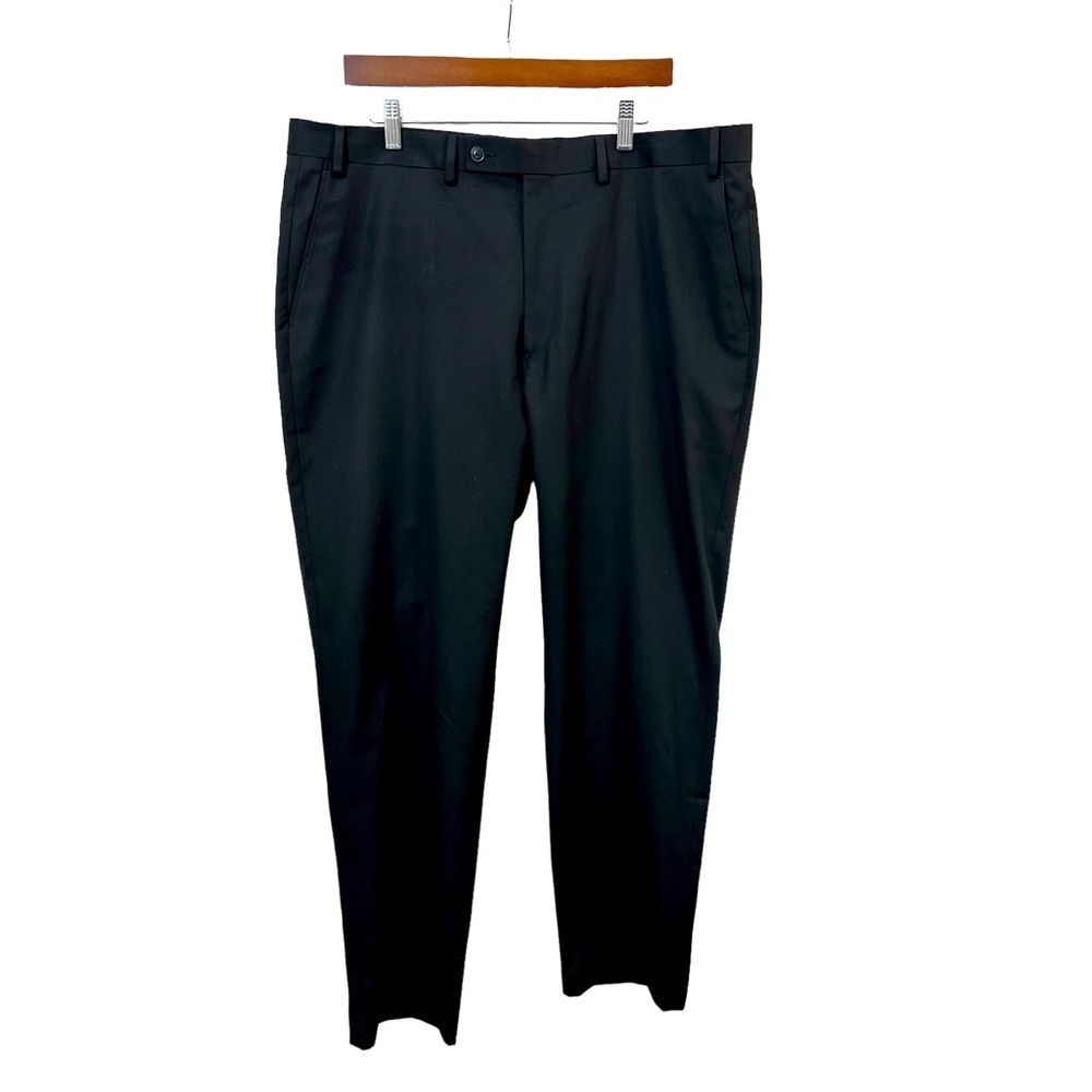 VAN HEUSEN MENS DRESS SLACKS SIZE 40X32 A BLEND OF POLY. & RAYON☑️